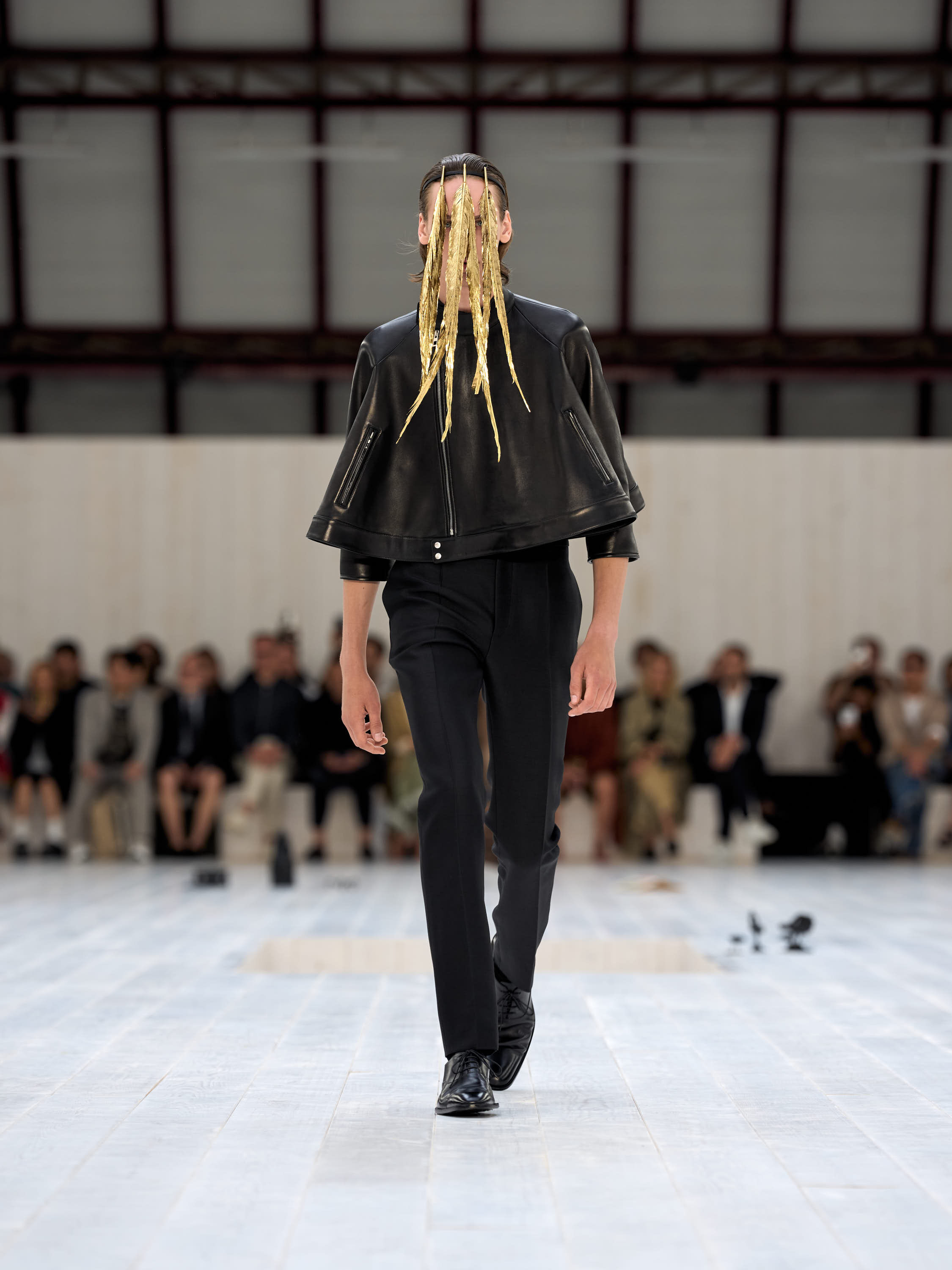 【よん】新品未使用 LOEWE 25SS ロエベ セットアップ ランウェイショー · 2024春夏 ウィメンズコレクション · ロエベ